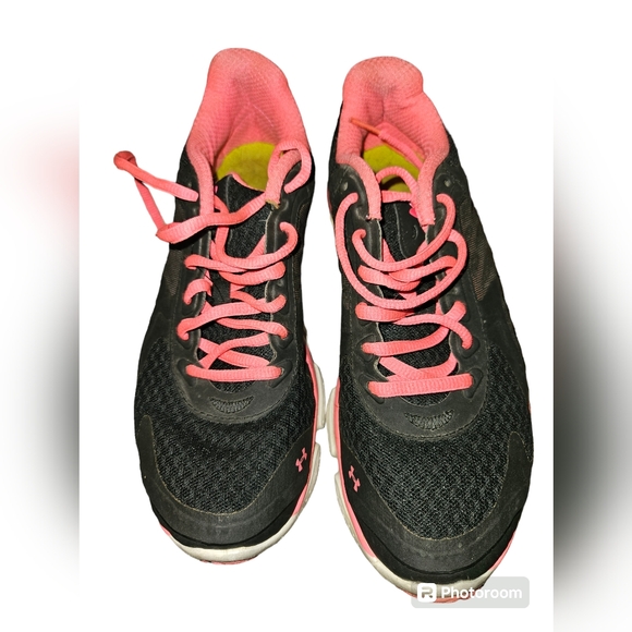 Sneakers - Picture 3 of 3